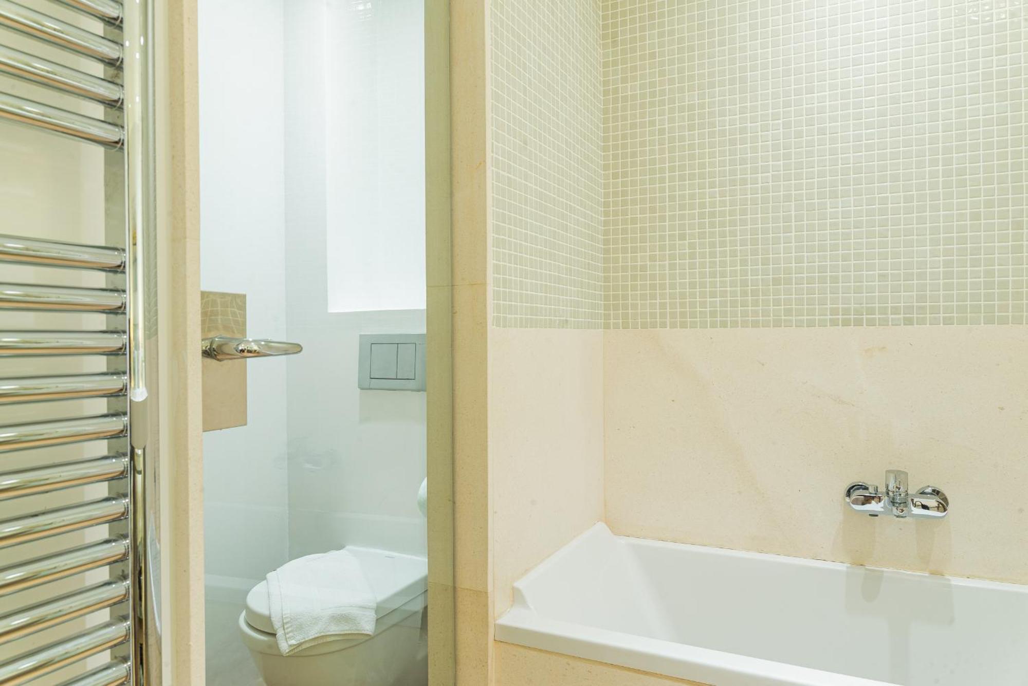 Myflats San Fernando Apartment อาลิกันเต ภายนอก รูปภาพ